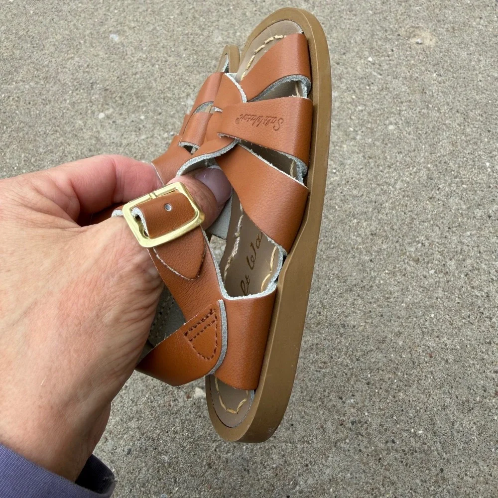 Salt Water Sandals by Hoy Original Tan Leather Toddler Kids Size 6 Strappy Shoes